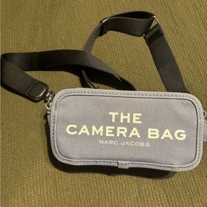 Canvas bag.  Only carried a couple of times.